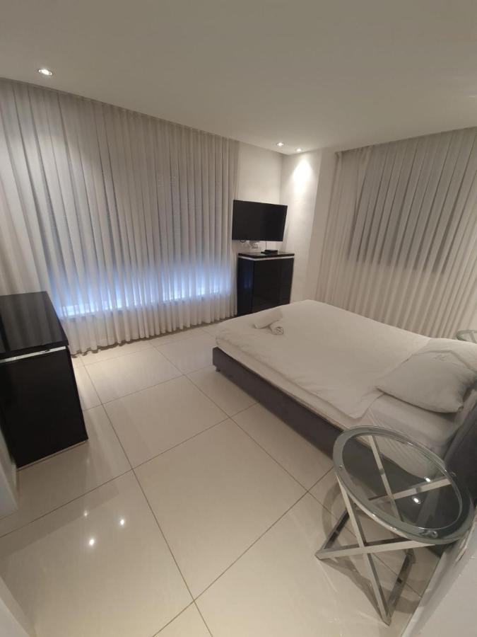 The White Lotus Villa Eilat Bagian luar foto